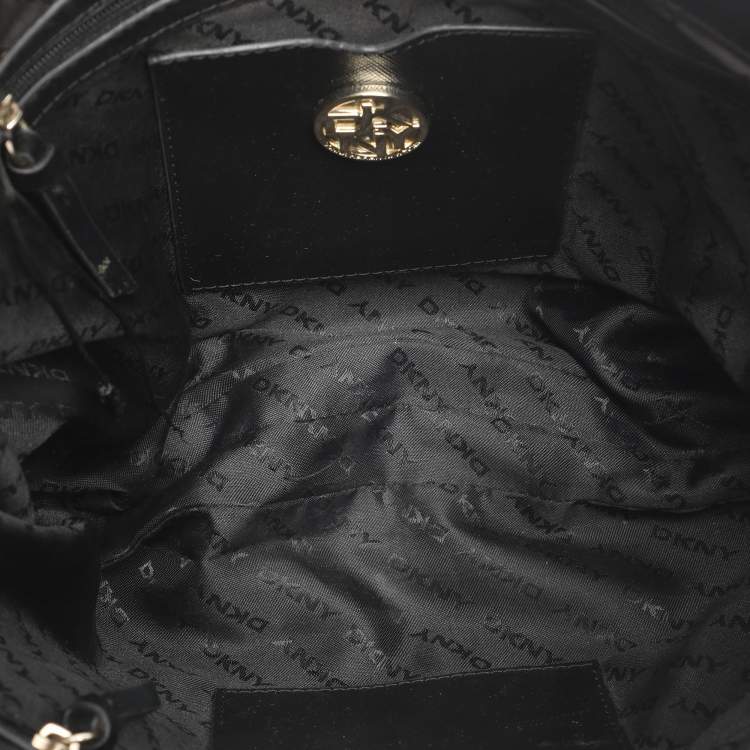 Pre Owned Dkny Bryant Beige/Black Signature Canvas and Leather Shoulder Bags