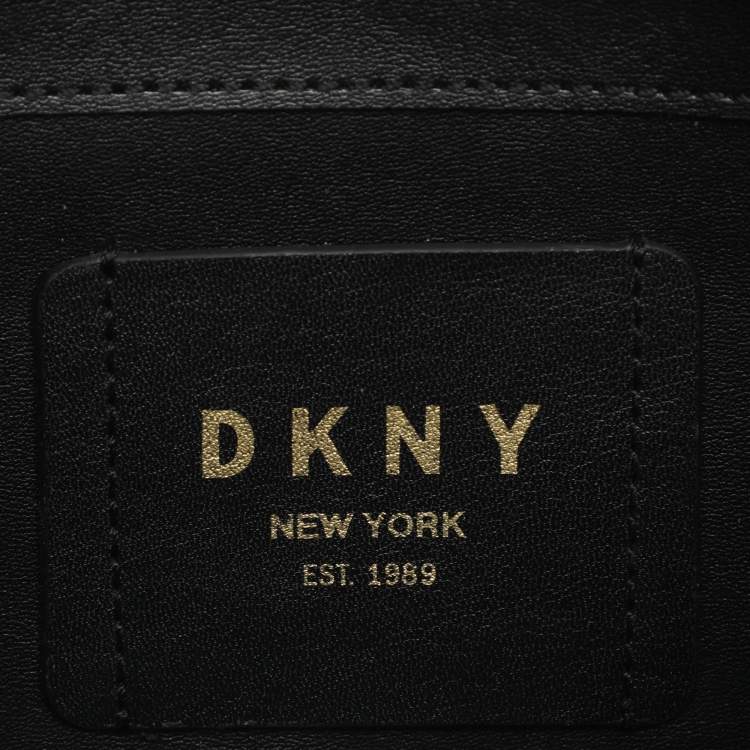 Pre Owned Dkny Brown Signature Coated Canvas and Leather Tote