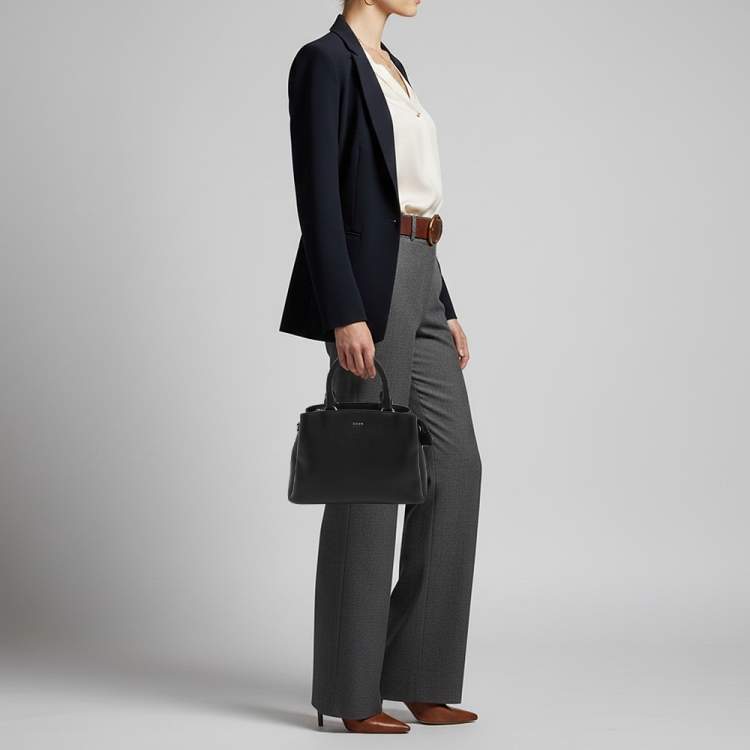 مملوكة مسبقًا DKNY Paige Black Leather Satchel