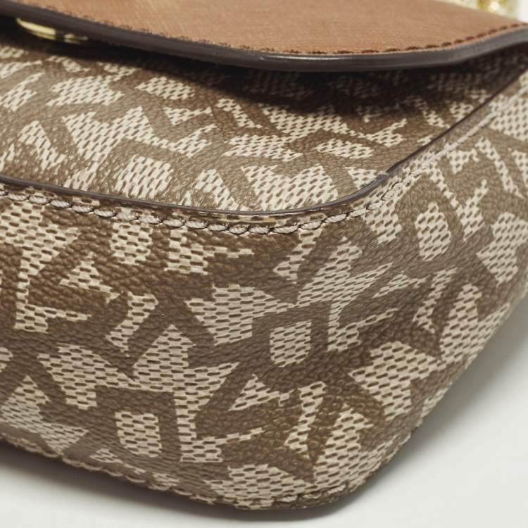 مملوكة مسبقًا DKNY Brown/Beige Signature Coated Canvas and Saffiano Leather Chain Mini Crossbody Bag