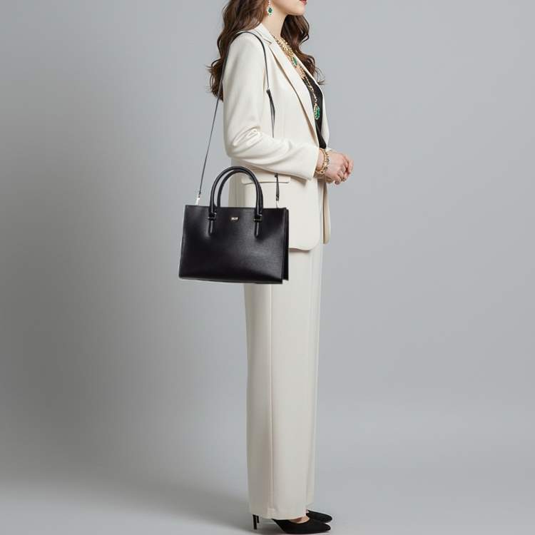 Pre Owned DKNY Bryant Black Leather Shopper Tote