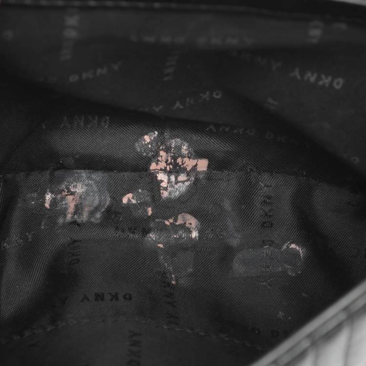 Pre Owned Dkny Black Pinstripe Quilted Leather Shoulder Bag