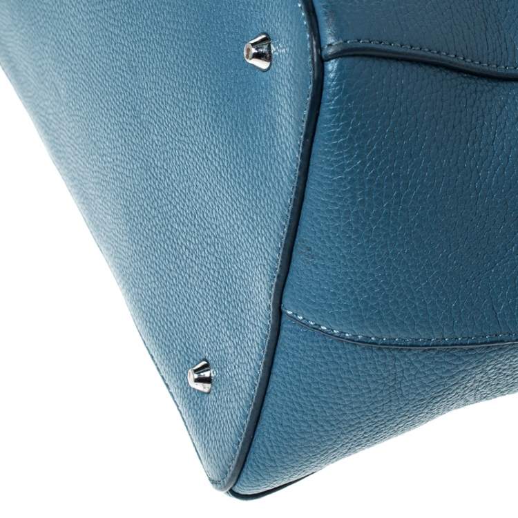 Pre Owned Dkny Blue Leather Double Zip Tote