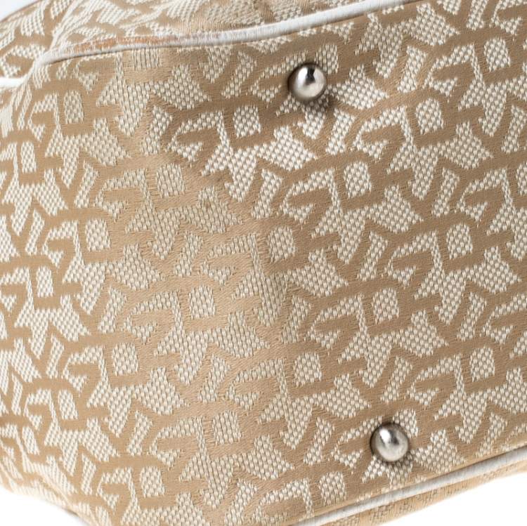 مملوكة مسبقًا DKNY Beige/White Signature Canvas and Leather Front Pocket Hobo