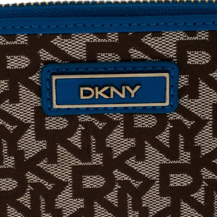 Pre Owned Dkny Beige/Blue Signature Canvas Zip Around Wallet