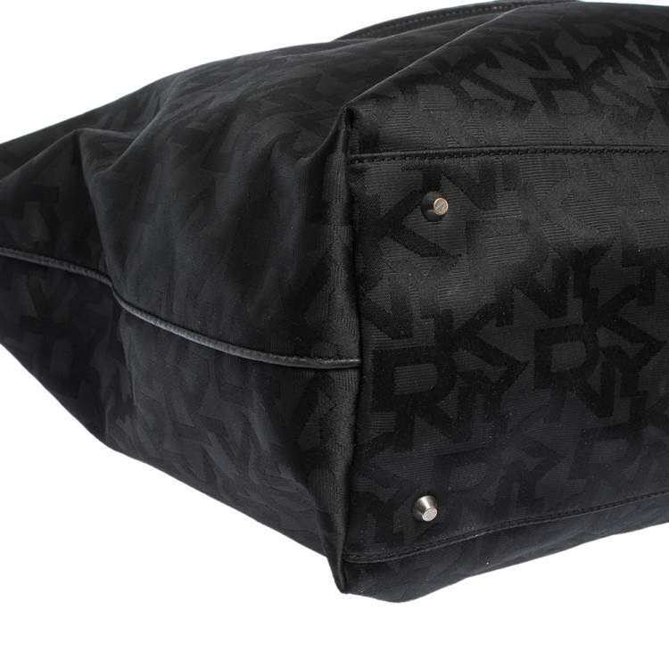 Pre Owned DKNY Black Signature Canvas Tote 