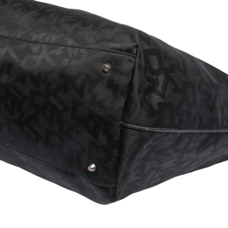 Pre Owned DKNY Black Signature Canvas Tote 