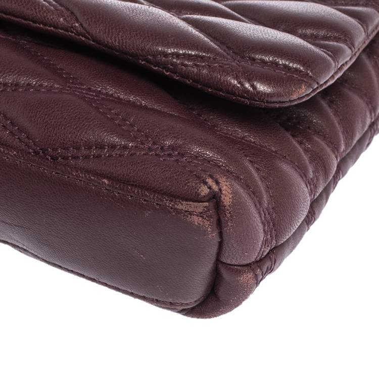 Pre Owned Dkny Burgundy Quilted Leather Flap Chain Clutch Bag