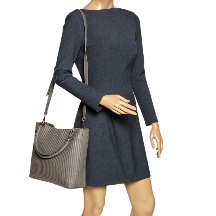 Pre Owned DKNY Grey Striped Effect Leather Tote