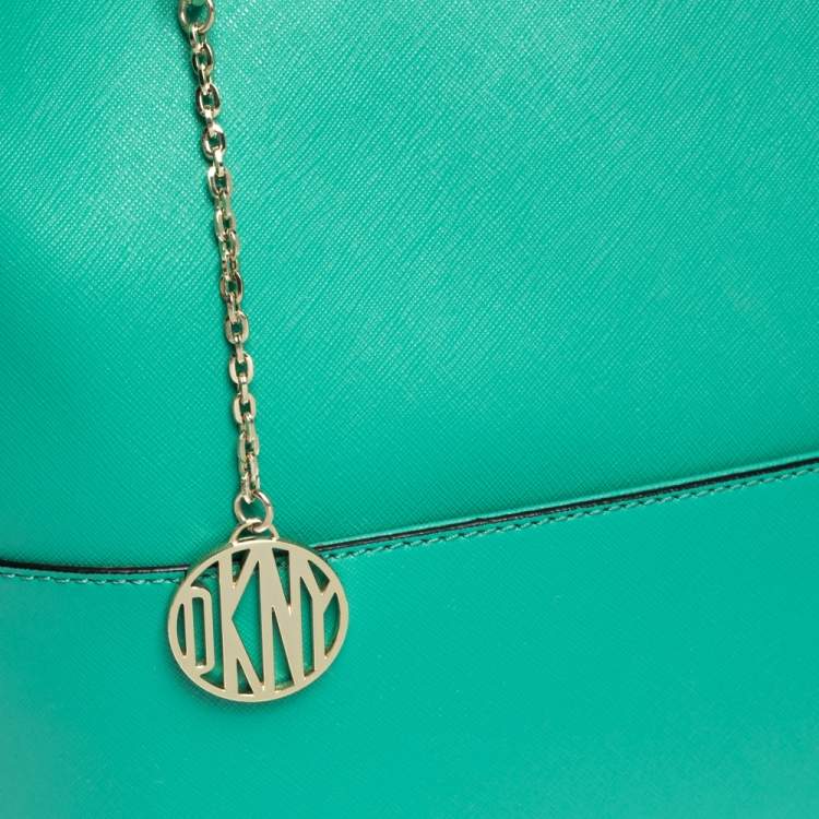 Pre Owned Dkny Green Leather Top Zip Tote