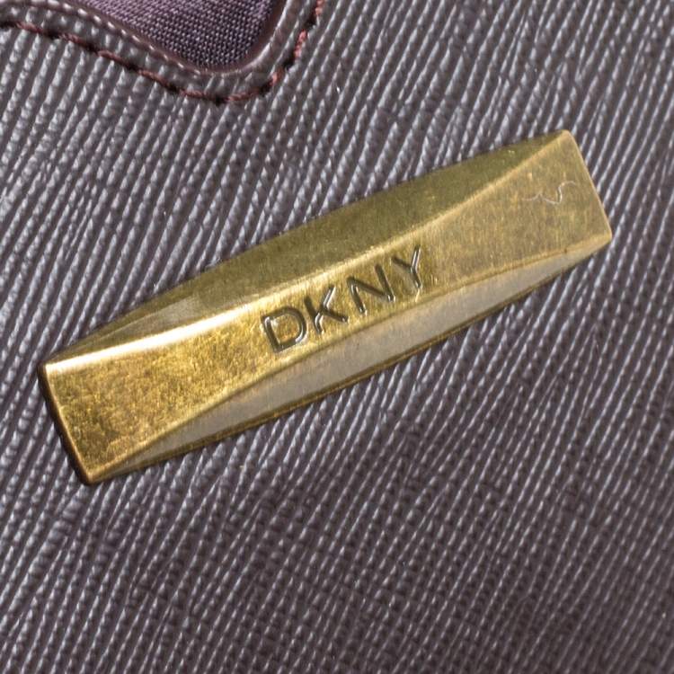 Pre Owned Dkny Beige Quilted Leather Studded Hobo