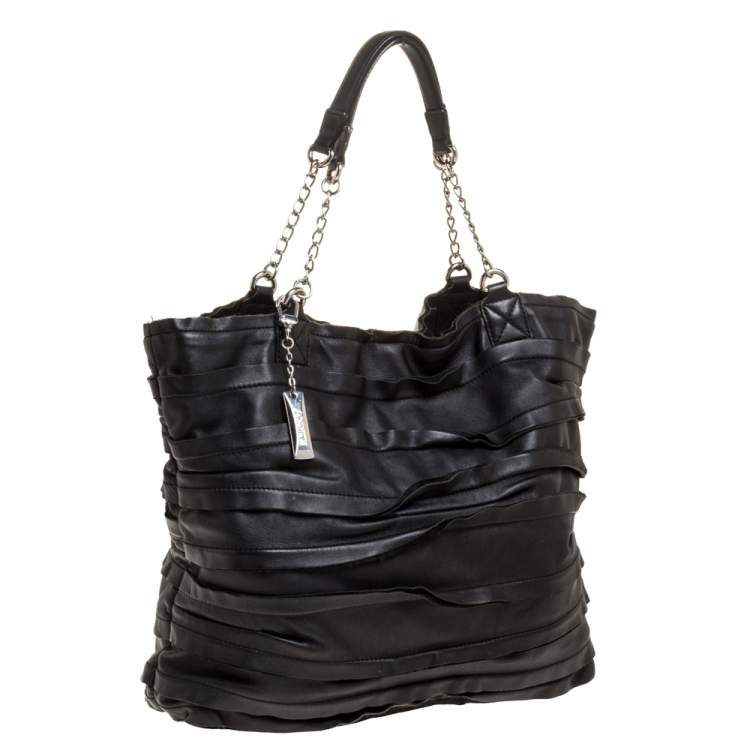 Pre Owned Dkny Black Ruffle Leather Chain Tote