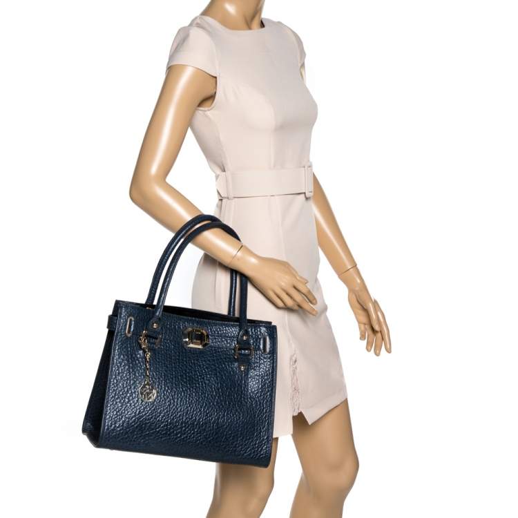 مملوكة مسبقًا Dkny Navy Blue Leather Tote