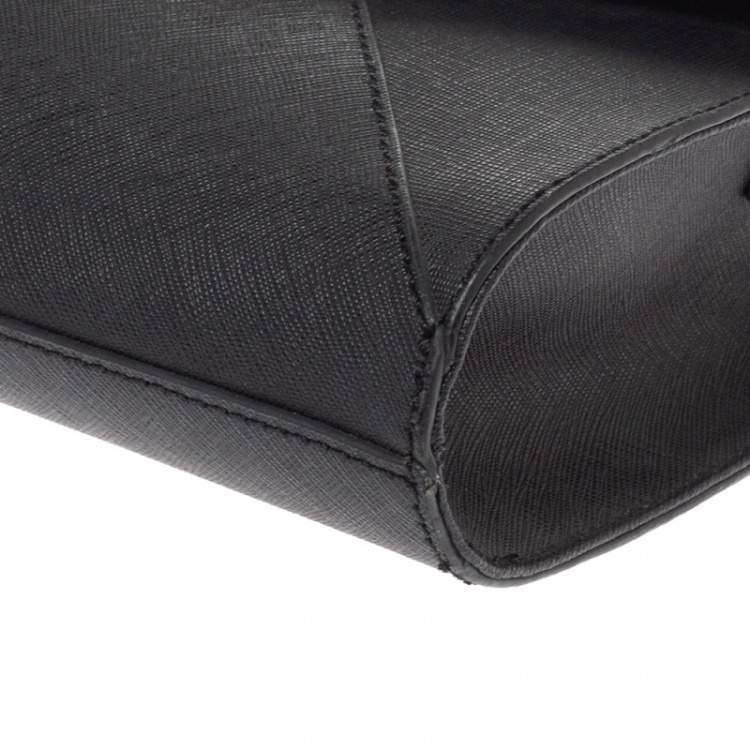 Pre Owned Dkny Black Leather Envelope Shoulder Bag