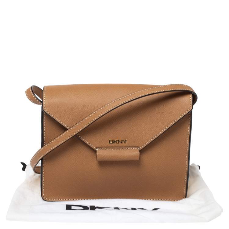 Pre Owned Dkny Tan Saffiano Leather Envelope Flap Shoulder Bag