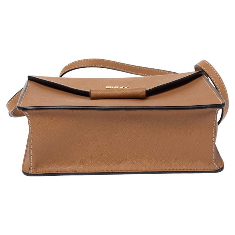 Pre Owned Dkny Tan Saffiano Leather Envelope Flap Shoulder Bag
