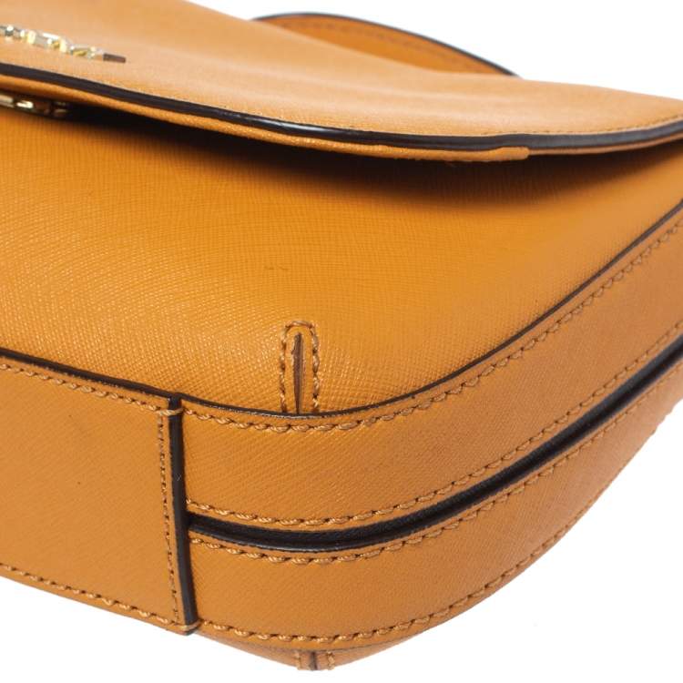 Pre Owned Dkny Mustard Leather Bryant Park Crossbody Bag