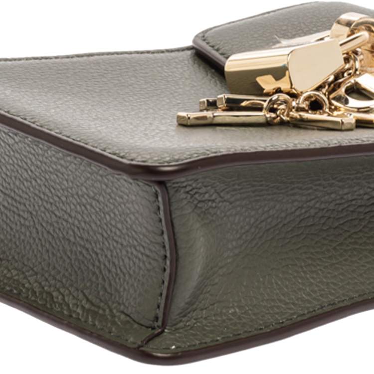 Pre Owned Dkny Fatigue Leather Elissa North South Crossbody Bag