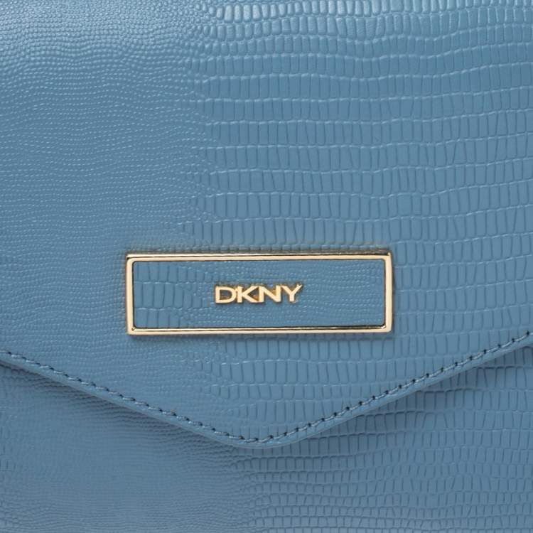 Pre Owned Dkny Blue Croc Embossed Leather Chain Shoulder Bag