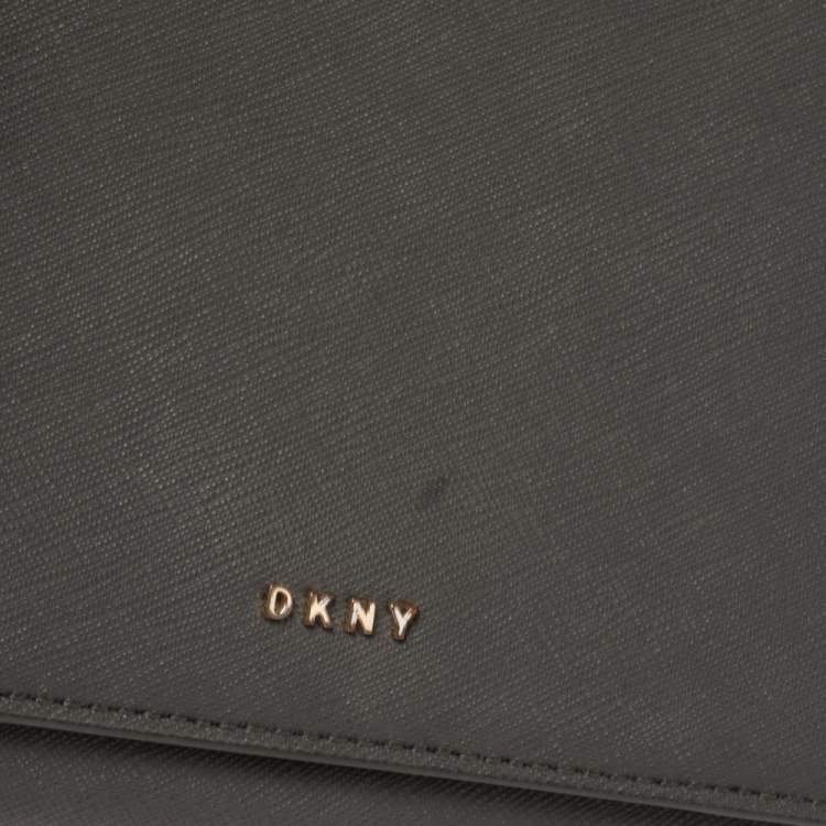Pre Owned Dkny Grey Leather Logo Flap Crossbody Bag