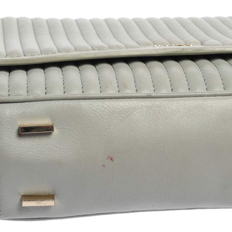 مملوكة مسبقًا DKNY Grey Pinstripe Quilted Leather Gansevoort Flap Shoulder Bag