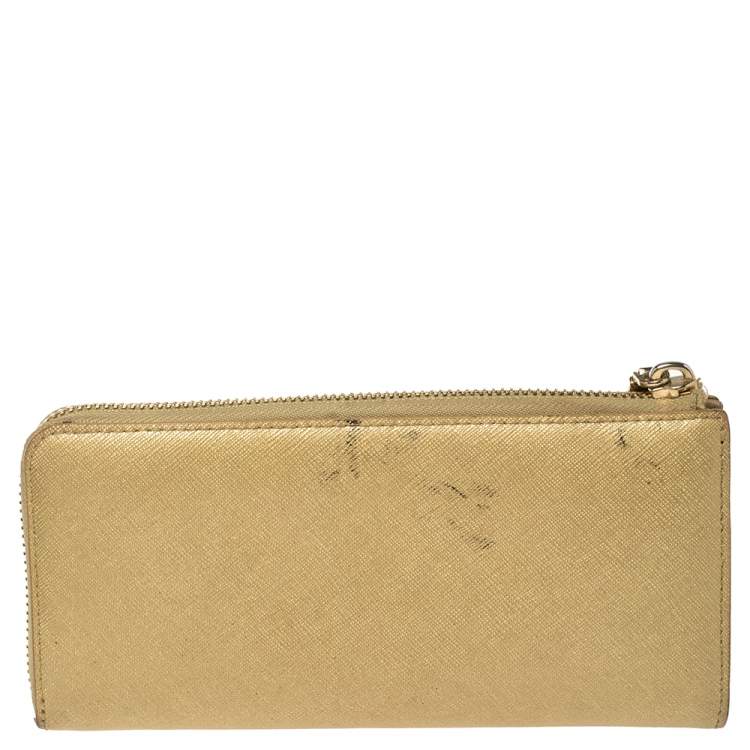 Pre Owned Dkny Metallic Beige Leather Zip Around Wallet