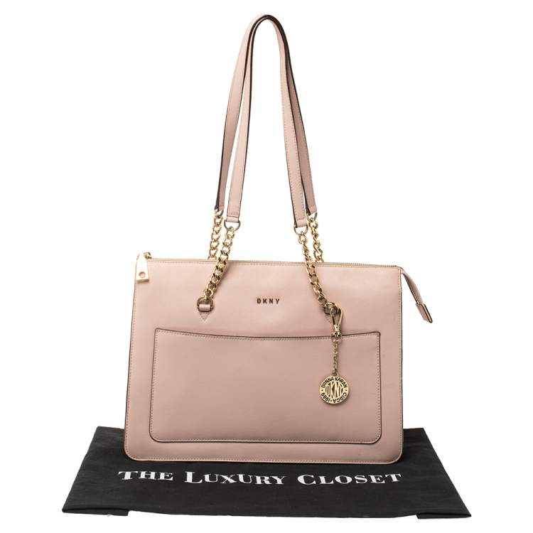 Pre Owned Dkny Powder Pink Leather Top Zip Shoulder Bag
