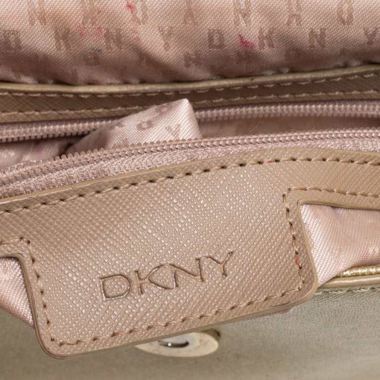 Pre Owned Dkny Metallic Gold Leather Flap Crossbody Bag