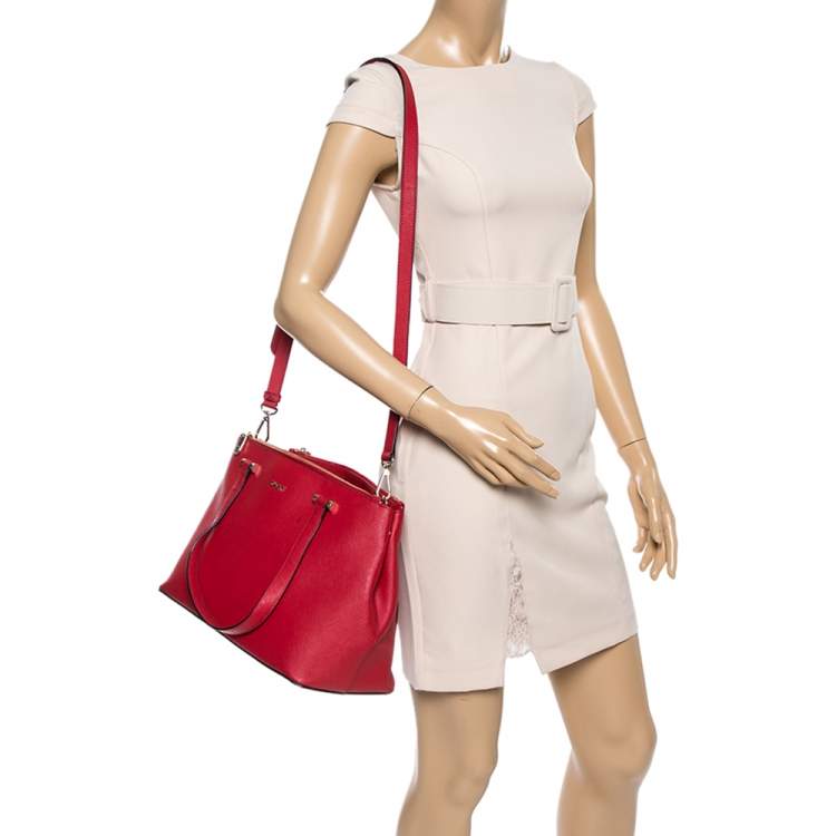 Pre Owned Dkny Red Leather Double Zip Tote