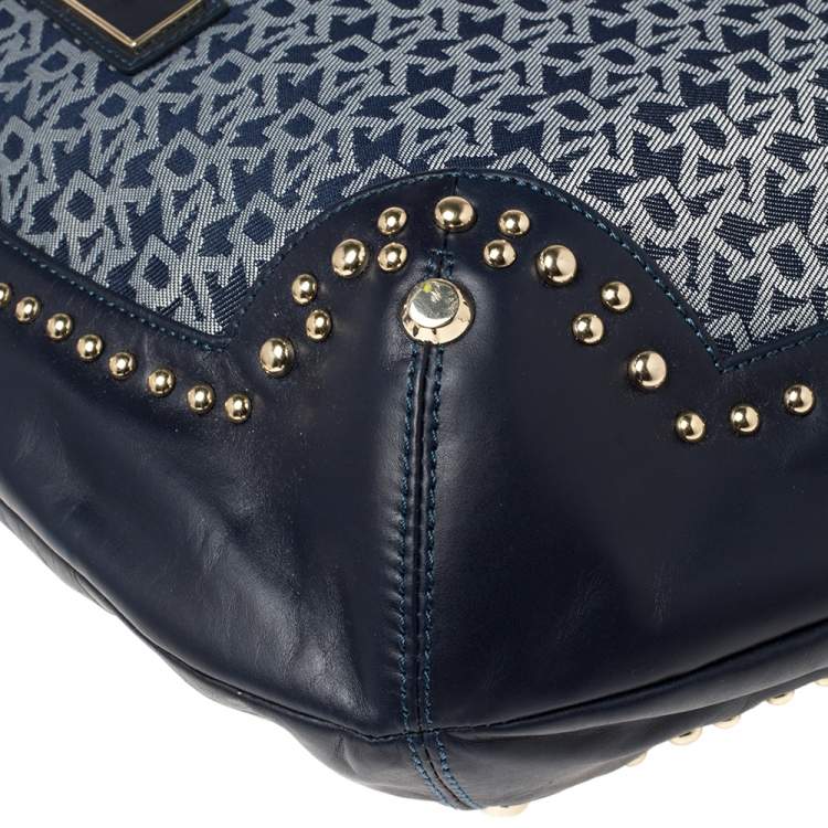 Pre Owned Dkny Blue Signature Denim and Leather Studded Hobo