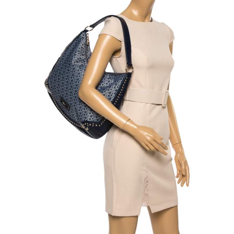 Pre Owned Dkny Blue Signature Denim and Leather Studded Hobo