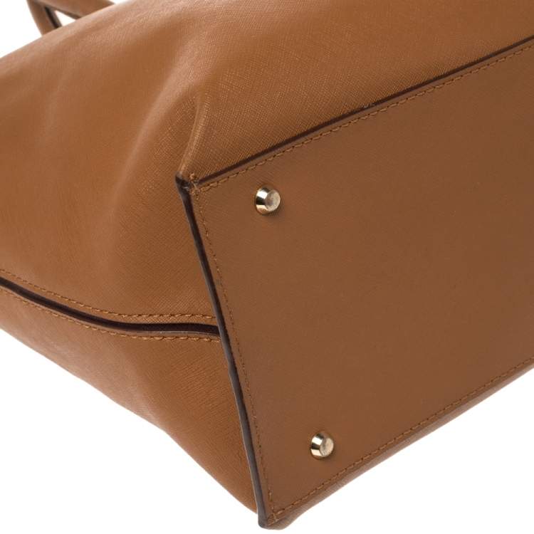 Pre Owned DKNY Tan Leather Bryant Park Zip Tote