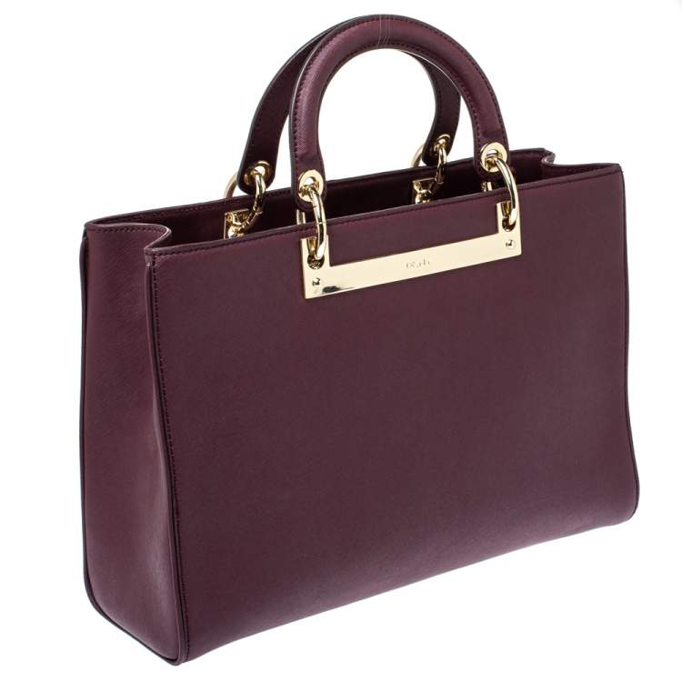 Pre Owned Dkny Burgundy Leather Logo Plague Zip Tote