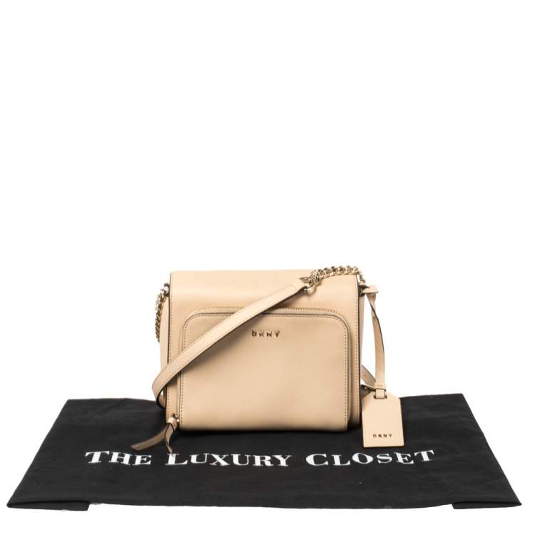 Pre Owned Dkny Beige Leather Bryant Park Pocket Crossbody Bag  