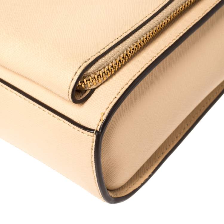 Pre Owned Dkny Beige Leather Bryant Park Pocket Crossbody Bag  