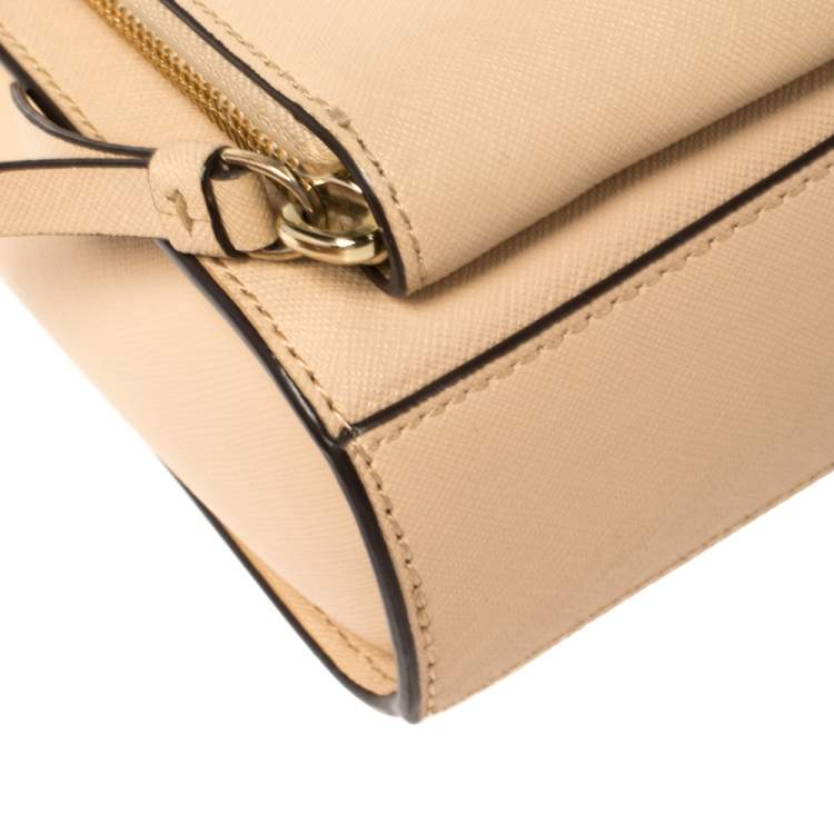 Pre Owned Dkny Beige Leather Bryant Park Pocket Crossbody Bag  