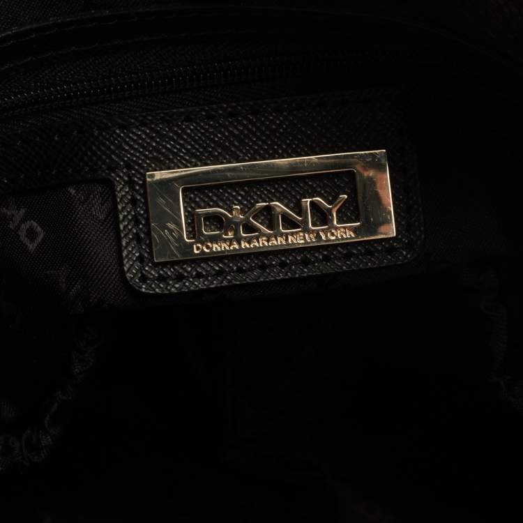 Pre Owned DKNY Black Textured Leather Middle Zip Tote