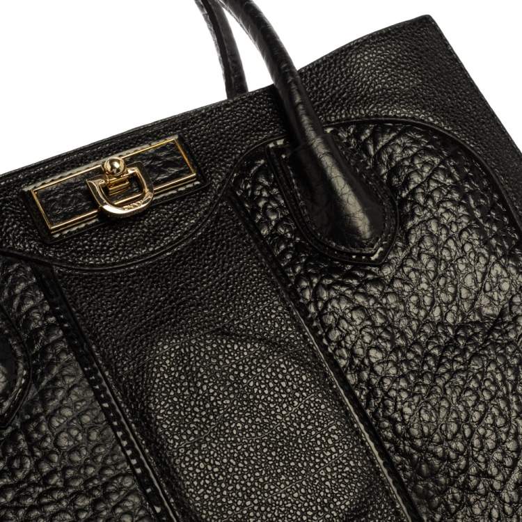 Pre Owned DKNY Black Textured Leather Middle Zip Tote