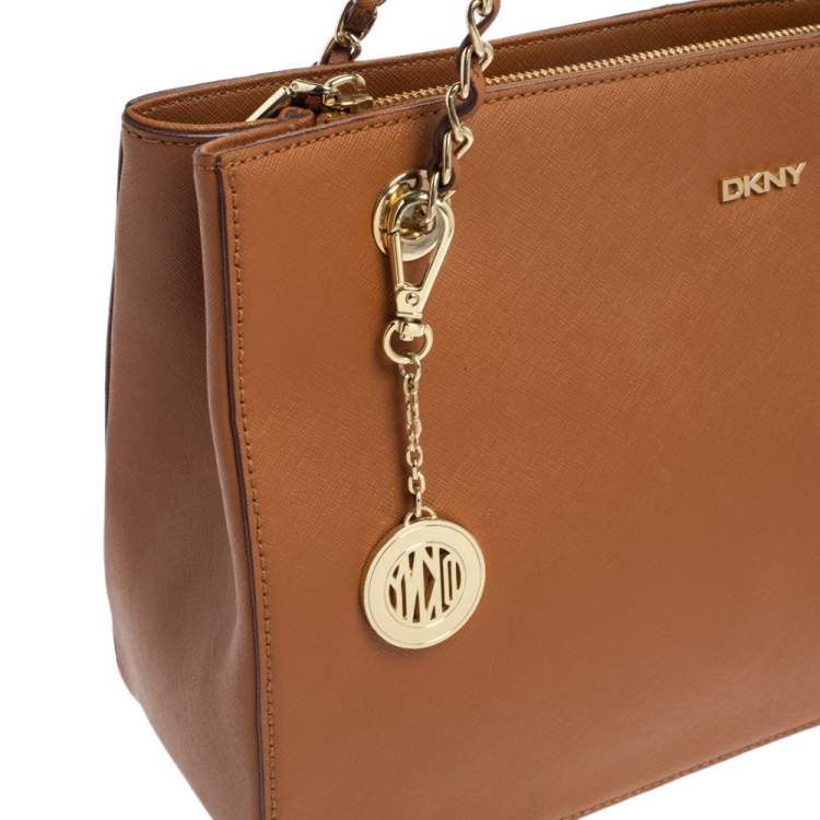 Pre Owned Dkny Tan Leather Bryant Park Chain Tote