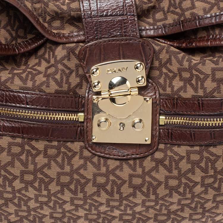 Pre Owned Dkny Brown Signature Canvas and Leather Hobo 
