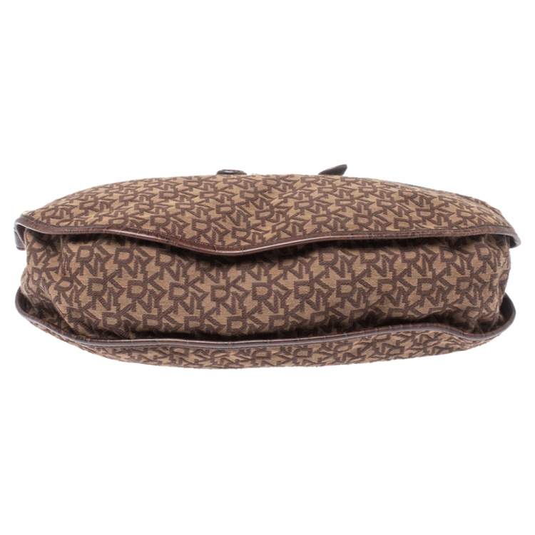 Pre Owned Dkny Brown Signature Canvas and Leather Hobo 