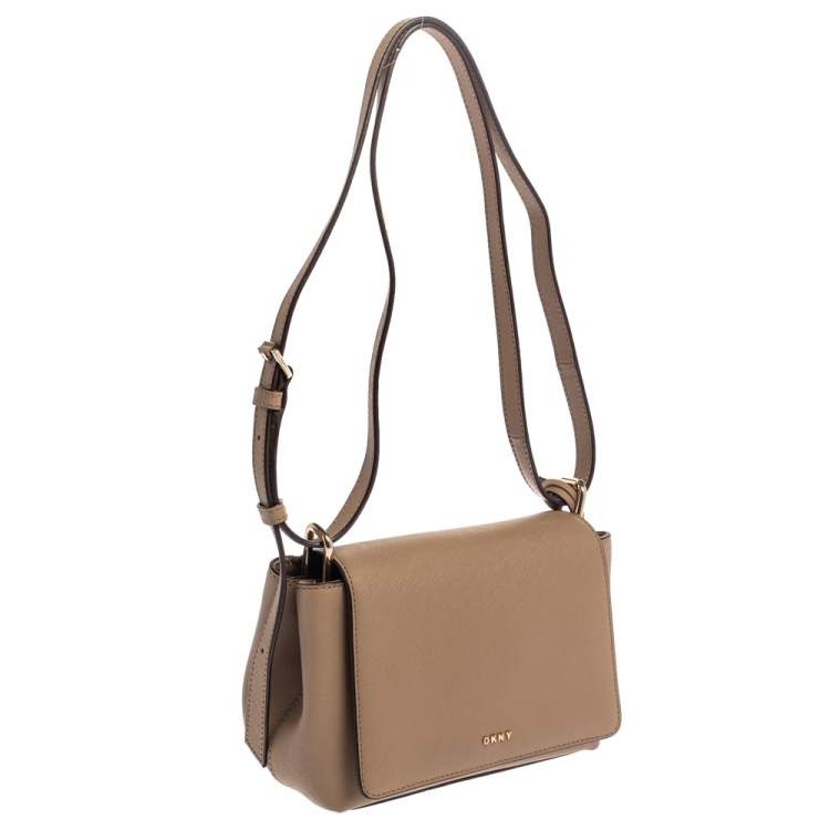 Pre Owned Dkny Beige Leather Logo Flap Crossbody Bag