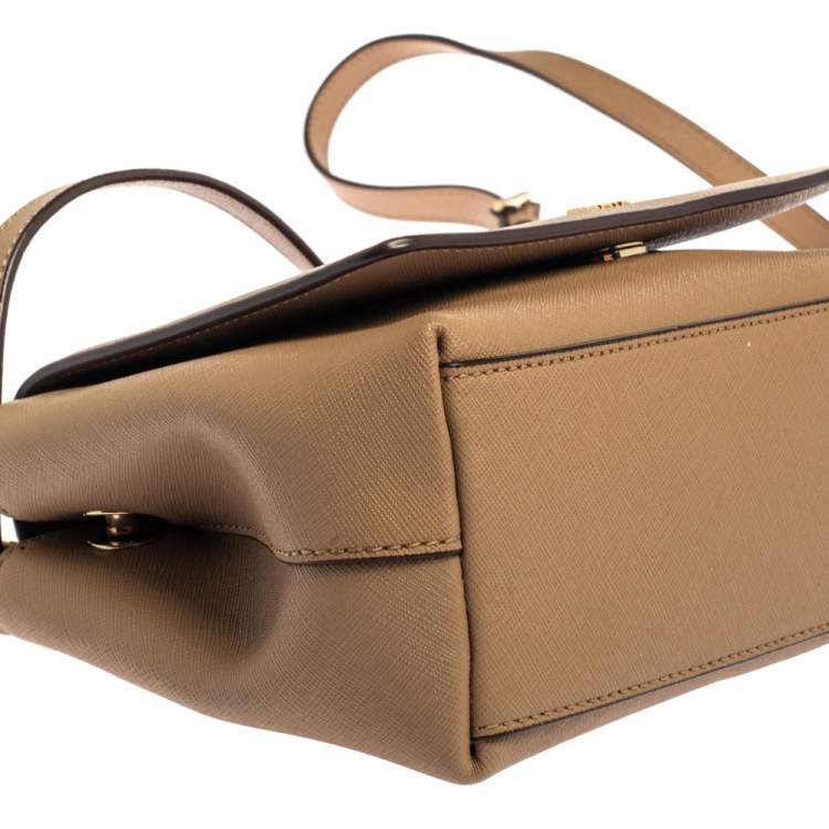 Pre Owned Dkny Beige Leather Logo Flap Crossbody Bag