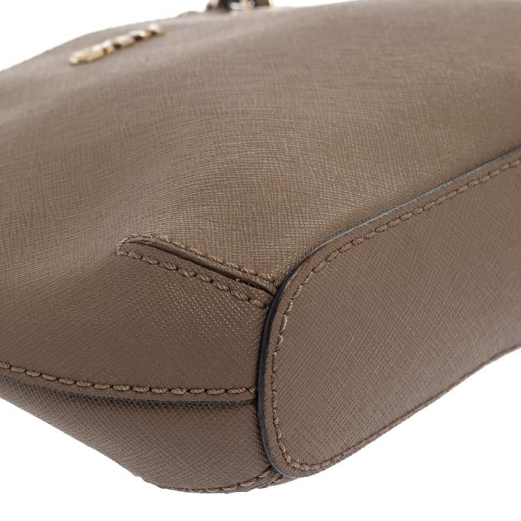 مملوكة مسبقًا DKNY Brown Leather Bryant Park Shoulder Bag