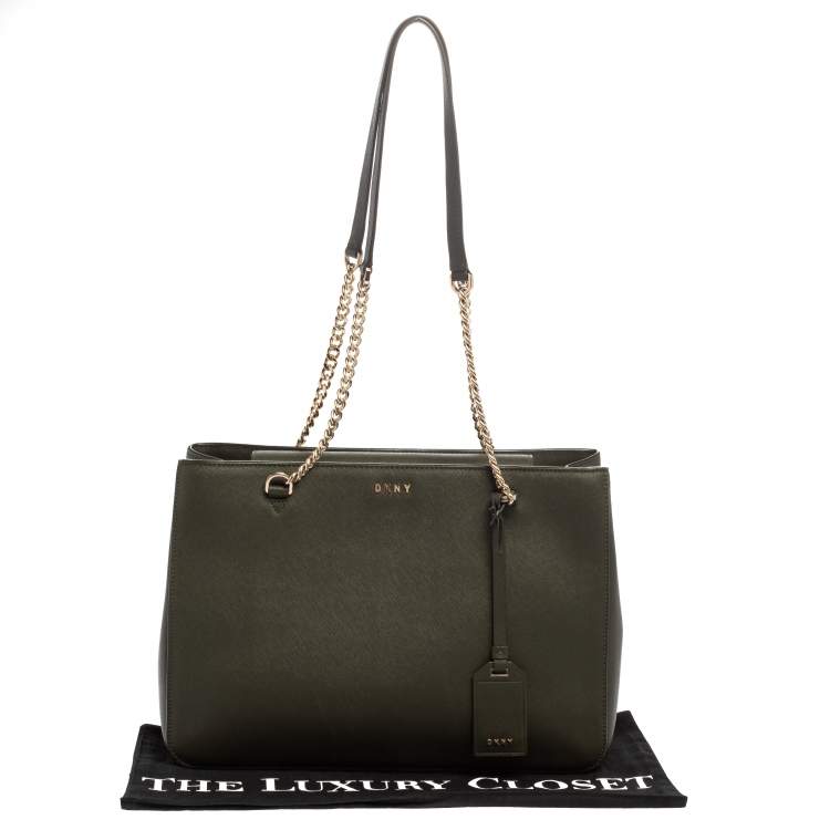 Pre Owned Dkny Green Leather Chain Tote