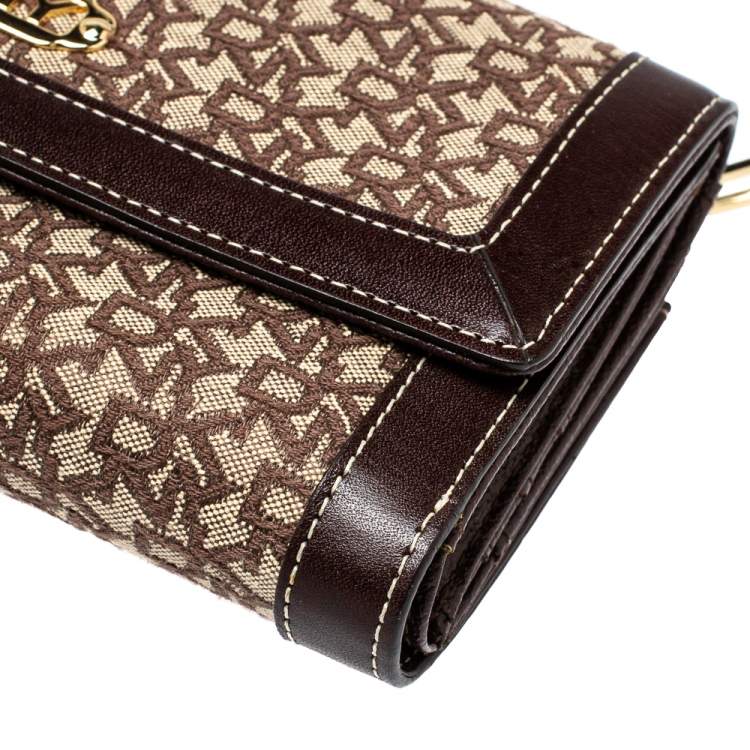 Pre Owned Dkny Beige/Brown Signature Canvas and Leather Wallet