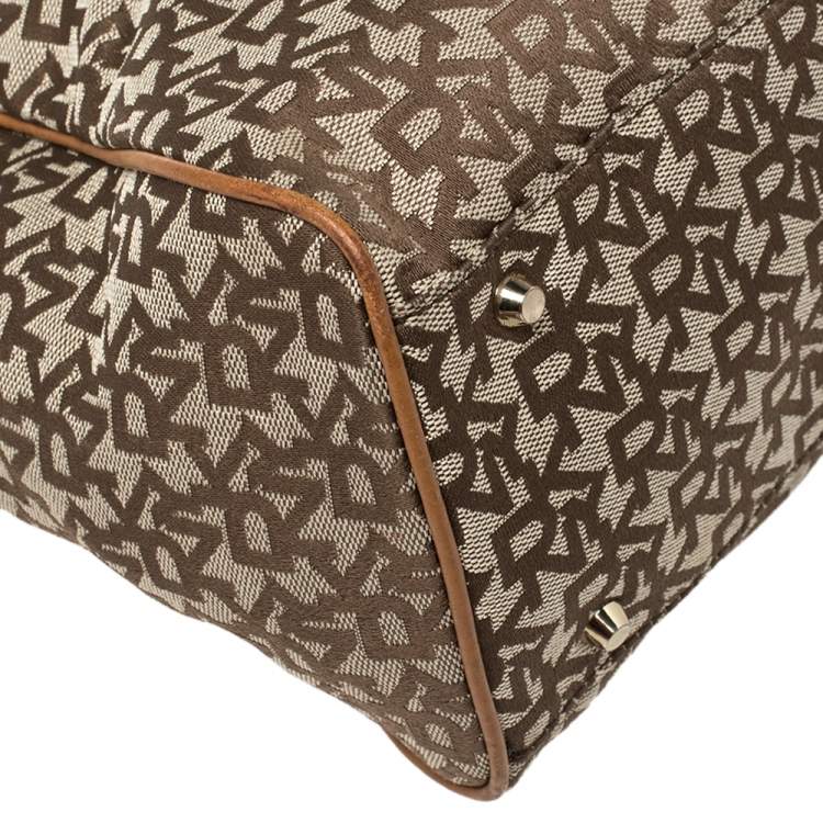 Pre Owned Dkny Beige/Brown Signature Canvas and Leather Heritage Lock Tote