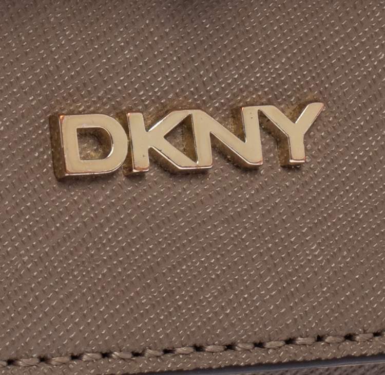 Pre Owned DKNY Brown Saffiano Leather Bryant Park Crossbody Bag