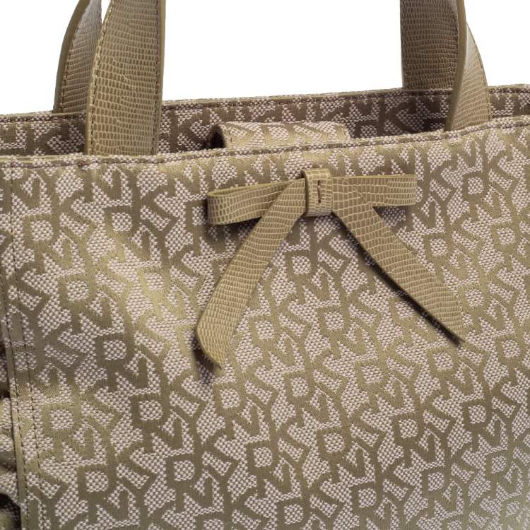 Pre Owned Dkny Pale Green/Beige Monogram Canvas and Lizard Embossed Bow Tote