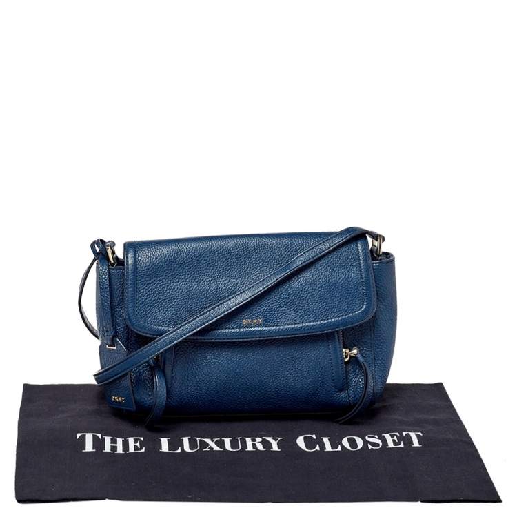 Pre Owned Dkny Blue Leather Flap Crossbody Bag
